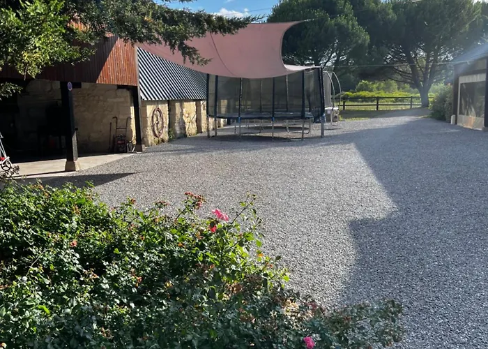 Maison d'hôtes Domaine De La Nouilliere La Breille-les-Pins